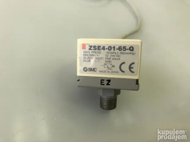 SMC ZSE4-01-65-Q digitalni prekidač pritiska