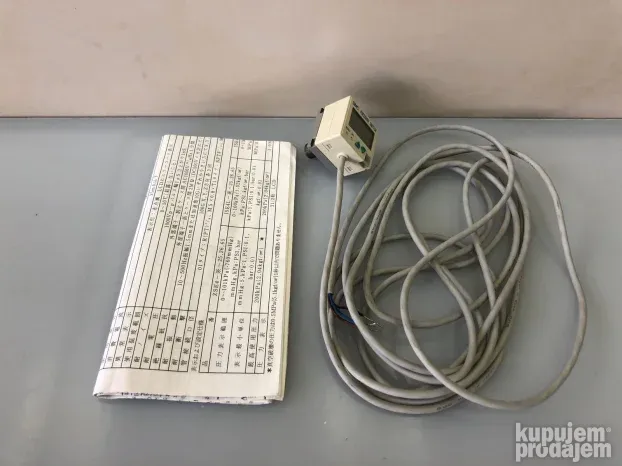 SMC ZSE4-01-65-Q digitalni prekidač pritiska