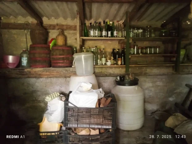 Irig, Vrdnik, 2.0 dvosobna, 52 m²