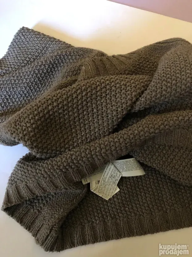 % sada 990 din. - Mango zenski dzemper M S