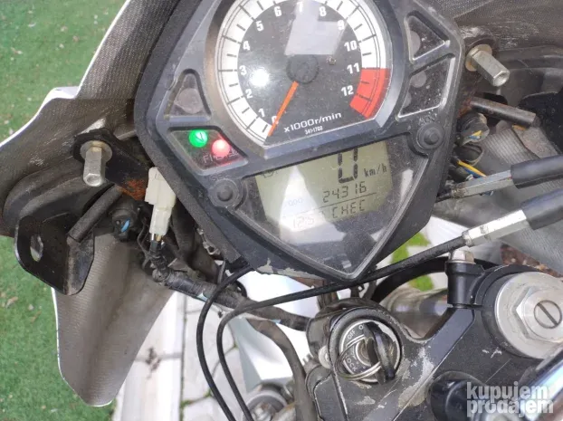 suzuki sv650