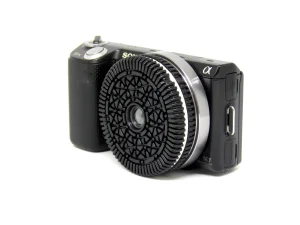 Oreo 32mm, 1:10 objektiv i poklopac za Sony E mount