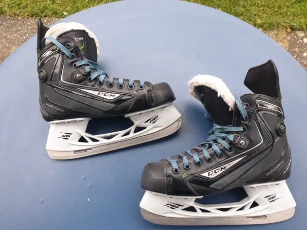 TOP Ponuda - Odlicne klizaljke CCM Ribcore 42K 39br 250mm