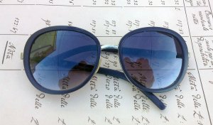 Vintage naočare za sunce sa PURPURNIM staklima