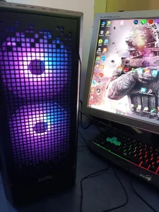 GEJMER Intel i7+ 32GB + 500 GB SSD+500GB HDD+8GB DDR5 + 24'