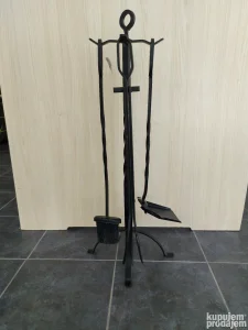Set za čišćenje kamina i šporeta.