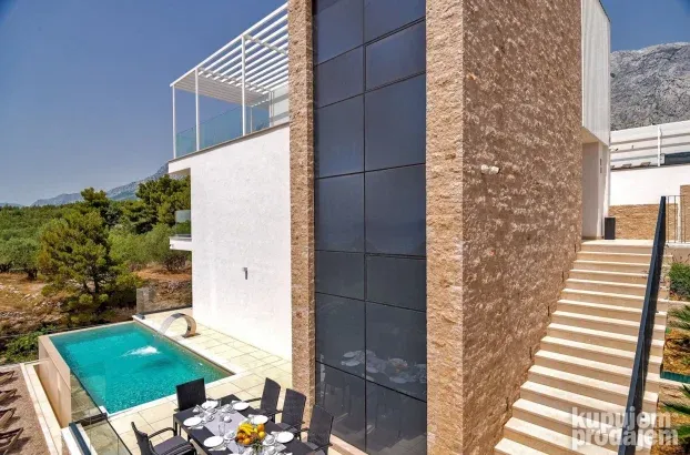 Prestige Vila Makarska