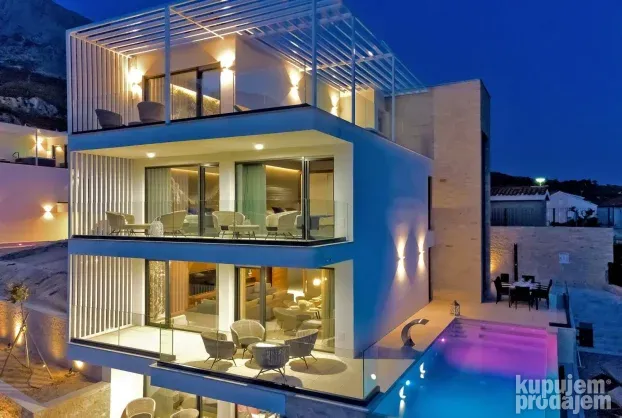 Prestige Vila Makarska