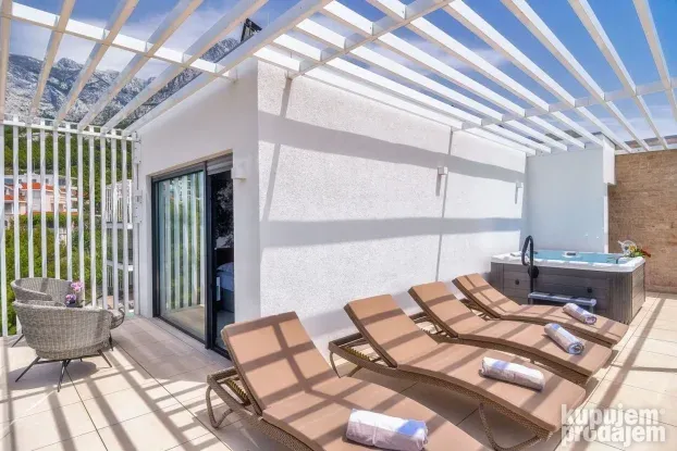 Prestige Vila Makarska