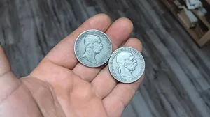 austrougari u extra stanju sa prirodnom patinom