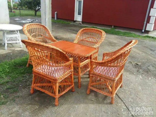 Bastenske garniture od pruca clasik