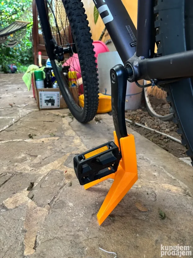 Postolje/nosač za bicikle