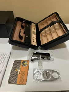 COHIBA Humidor + brener + sekač za tompuse Idealan poklon