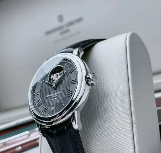 Nov Raymond Weil Maestro automatik 39.5mm