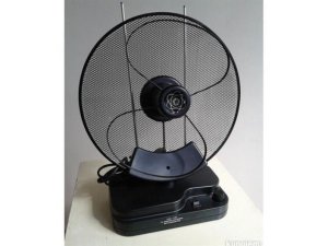 Sobna TV antena sa pojačalom