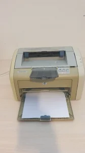 Hp 1020+ 3 PAPIRA A4+  2 TONERA