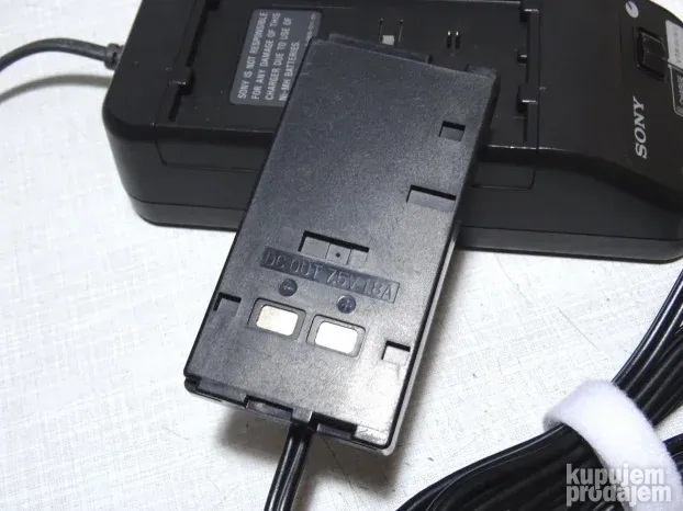 Punjač adapter ORIG SONY AC-V16A za KAMKORDERE KAMEREodličan