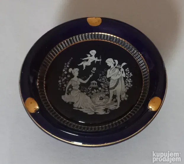 Italy, Pepeljara od Kobalta i prave pozlate, Odlicno ocuvana