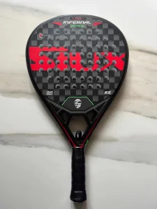 Padel reketi