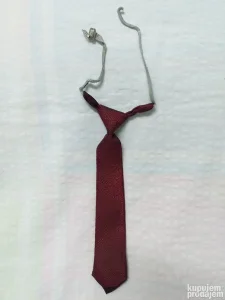 Dečija bordo mala kravata ,Iz 1974 god SFRJ