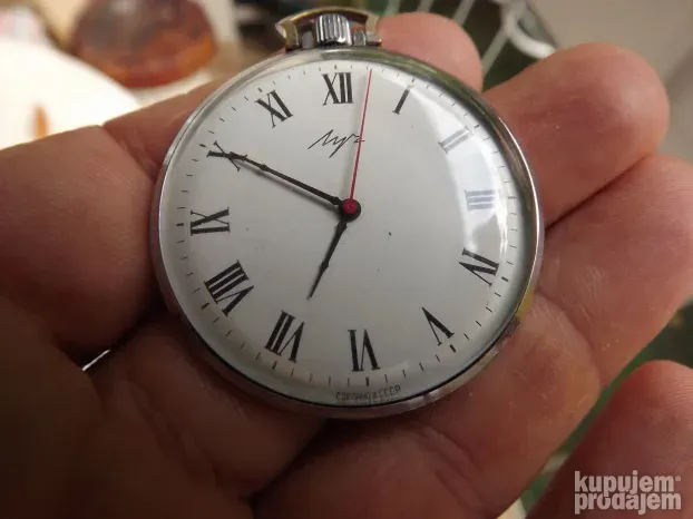 LUČ džepni sat rimski brojevi SSSR