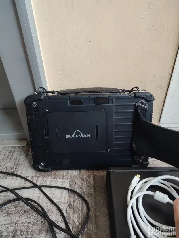 Lokator kvarova u cevima sa plastičnim omotačem Lancier
