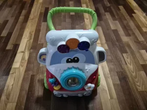 Hodalica za bebe Chicco autic pomoc za prohodavanje