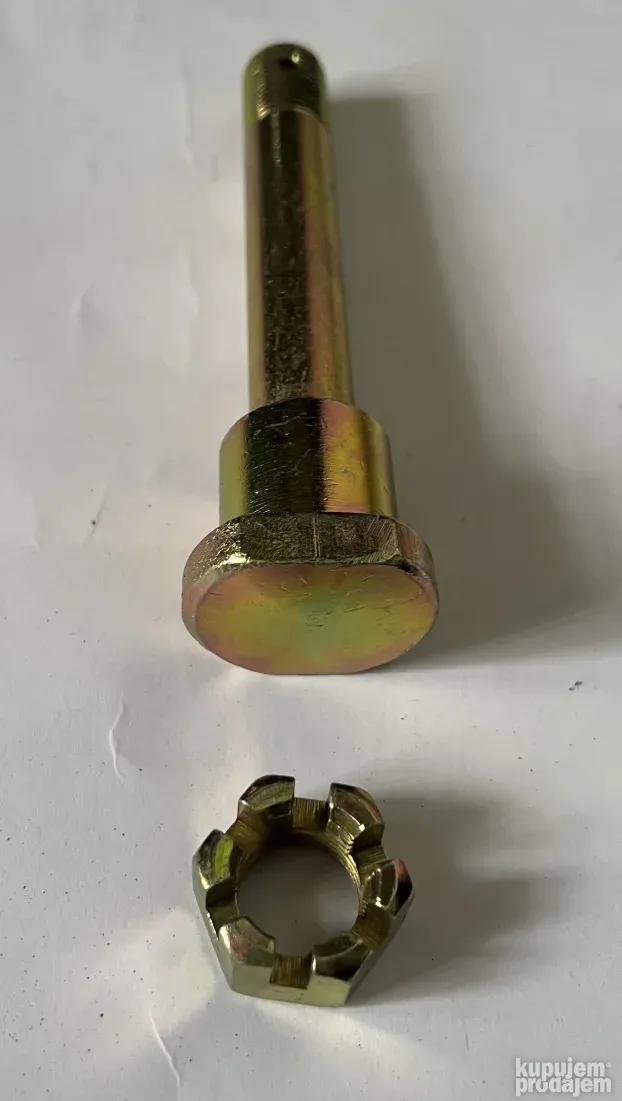 Sraf sa maticom poluge plugova MTZ-82