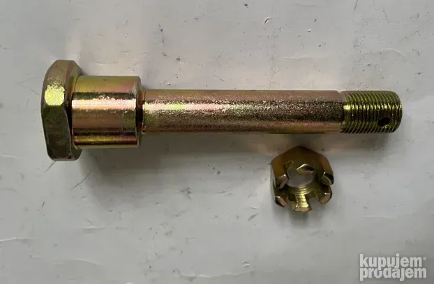 Sraf sa maticom poluge plugova MTZ-82