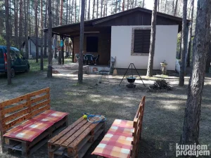 Izdajem vikendicu na Dunavu kod Golupca