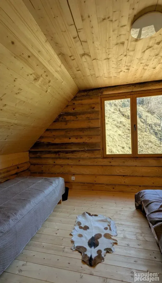 Inđija, Čortanovci, 3.0 trosobna, 70 m²