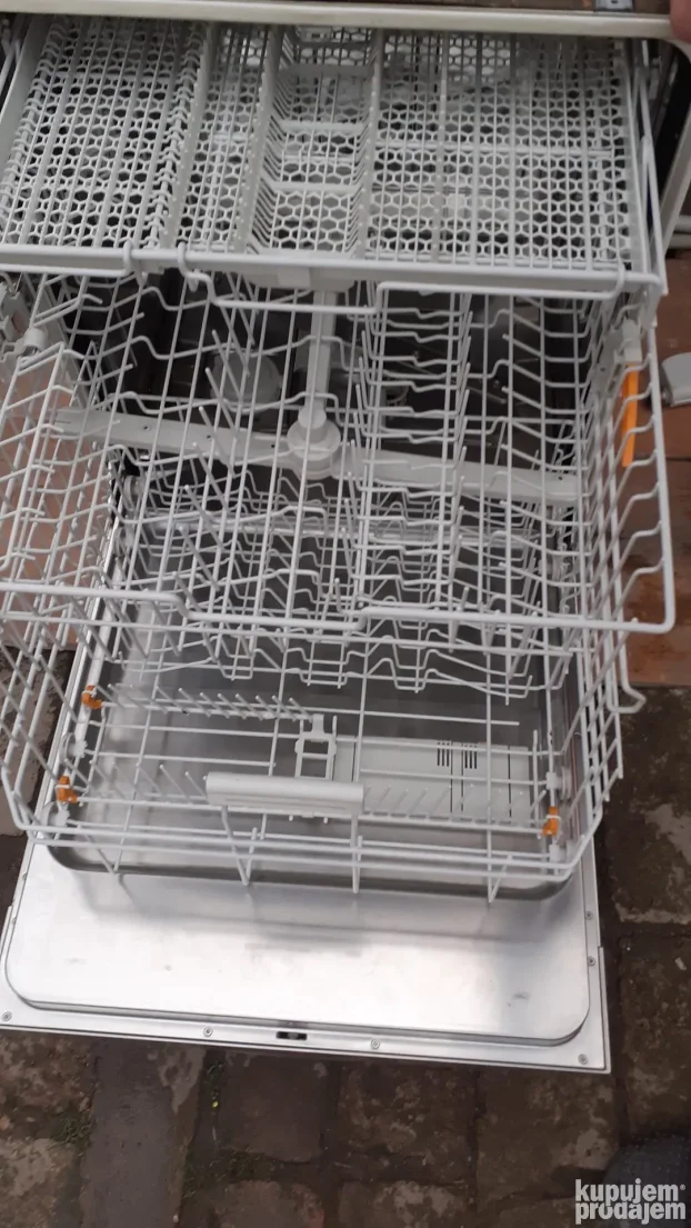 Miele sudo masina ugradna