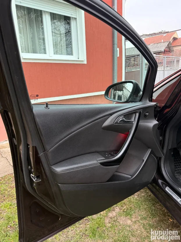 2014 Opel Astra J 1.6 turbo