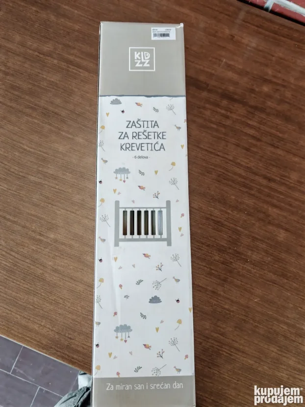 Krevetac Bambino za bebe, dusek, ogradica i zastita