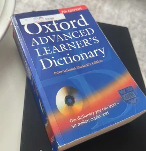Oxford rečnik + CD