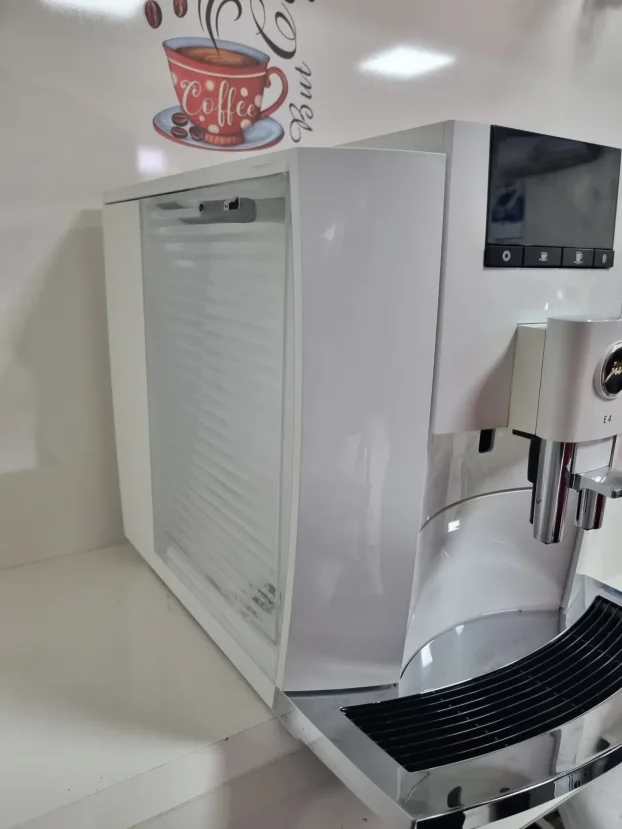 Espresso aparat Jura E4