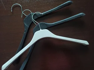 Plastični ofingeri beli i crni 80 komаda