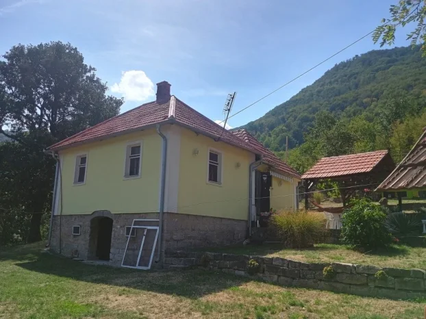 Ljig, Ba, 3.0 trosobna, 71 m²