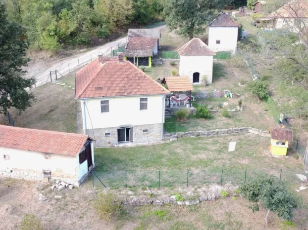 Ljig, Ba, 3.0 trosobna, 71 m²