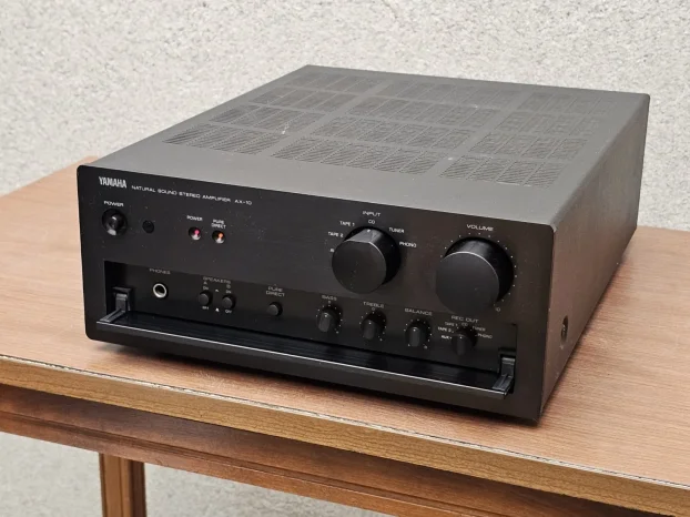 Yamaha AX-10 Natural Sound - KupujemProdajem
