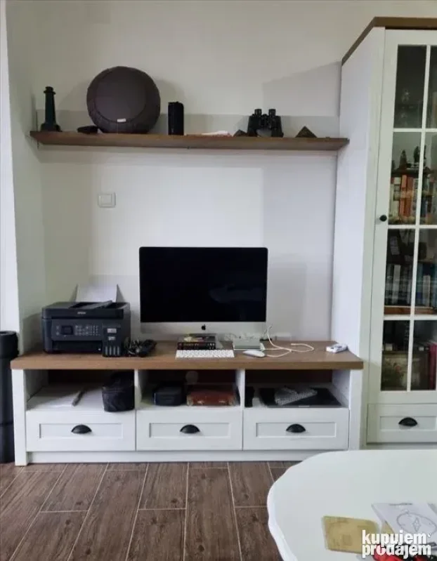 Apartman Nela Srebrno jezero sa bazenom