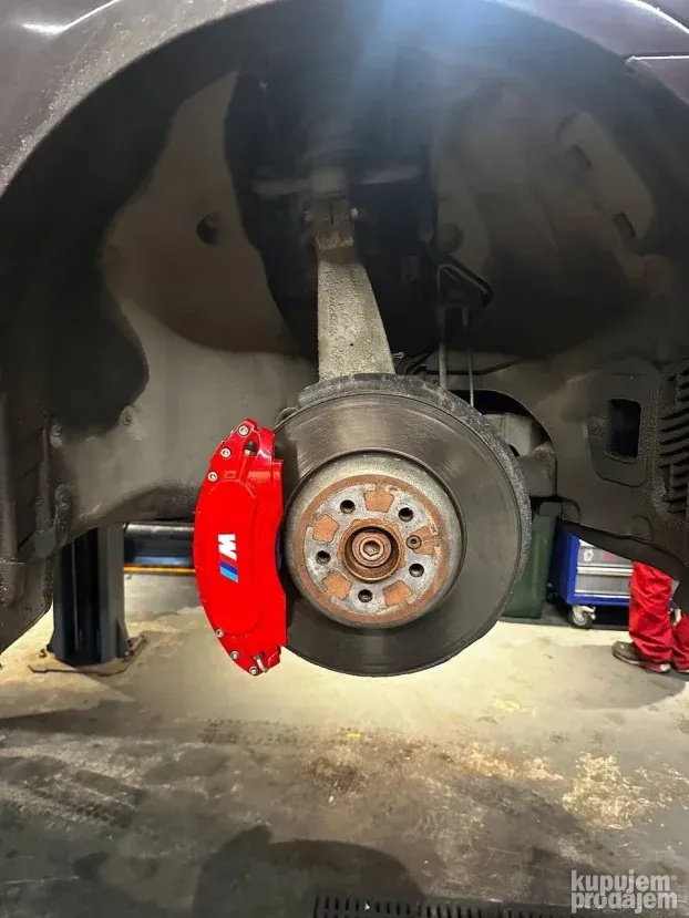 BMW g30 g32 poklopci za kocione celjusti M paket Brembo