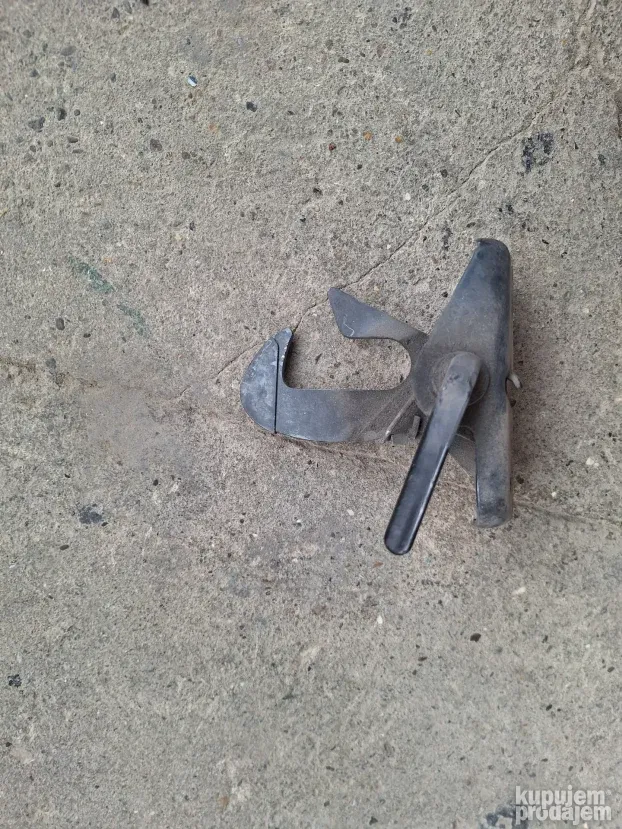 Audi A3 8V sigurnosna brava haube