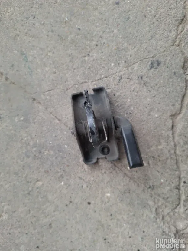 Audi A3 8V sigurnosna brava haube