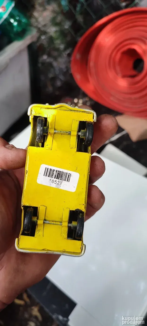 mini maketa auta kabriolet starinski rucni rad