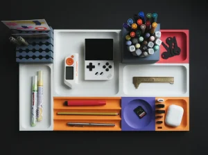CubeForm - Modularni Sistem za Organizaciju Radnog Stola