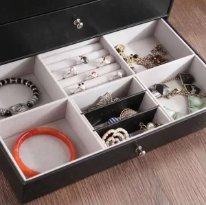 Luksuzna kutija za satove, nakit i naocare idealan poklon!