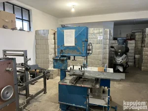 Mašina za složivi V ubrus