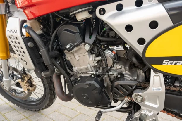 Fantic Caballero 500 scrambler caffe race bobber