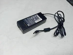 hp adapter 19v 4,74a ispravan 4,8x1,7mm